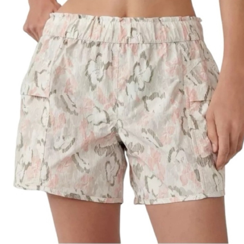 Free People Movement‎ In the Wild Printed Shorts Small Ivory Combo Pink Gray NEW - Picture 14 of 14